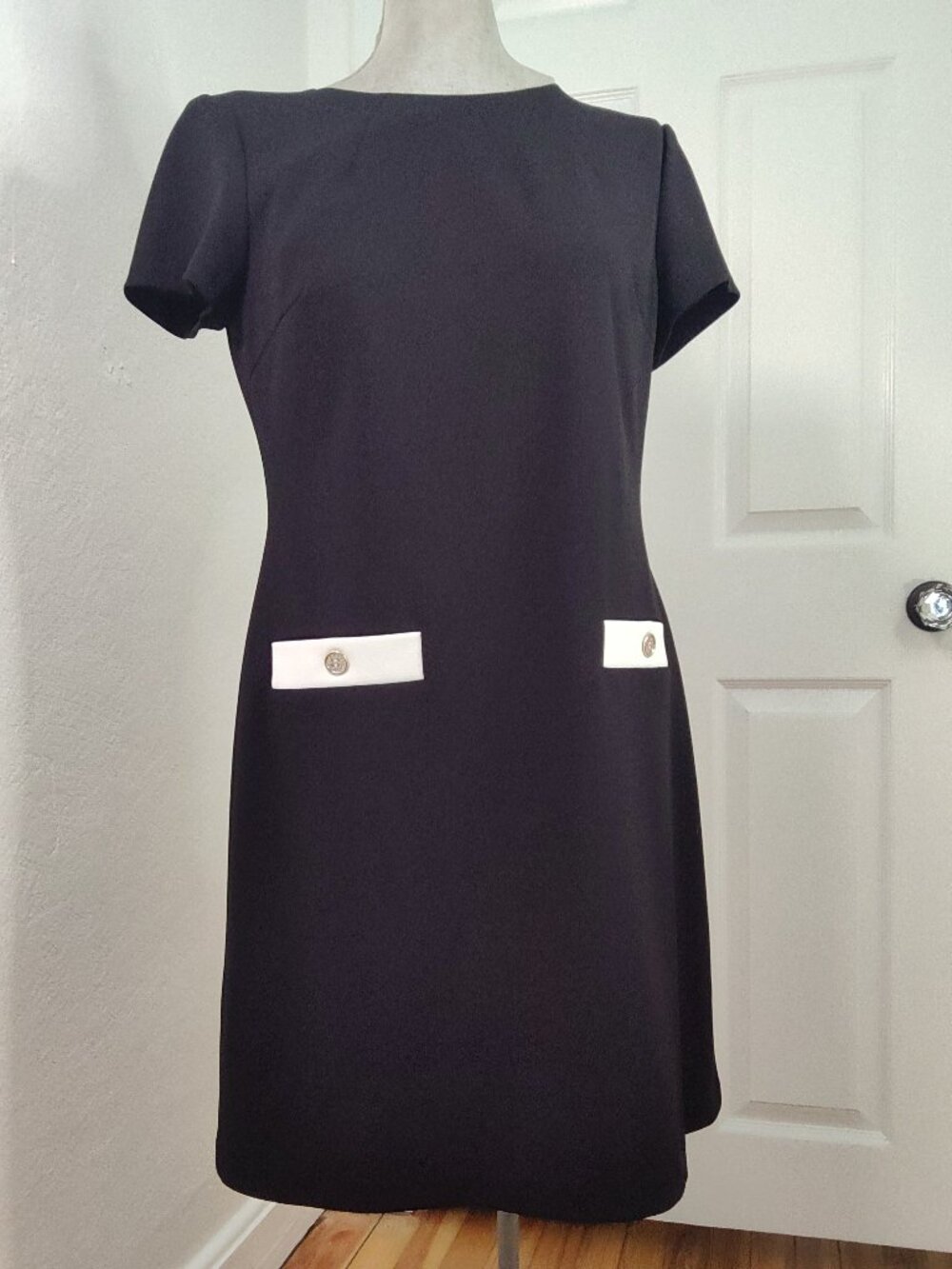 Tommy Hilfiger sz 10 black knee length dress NWT